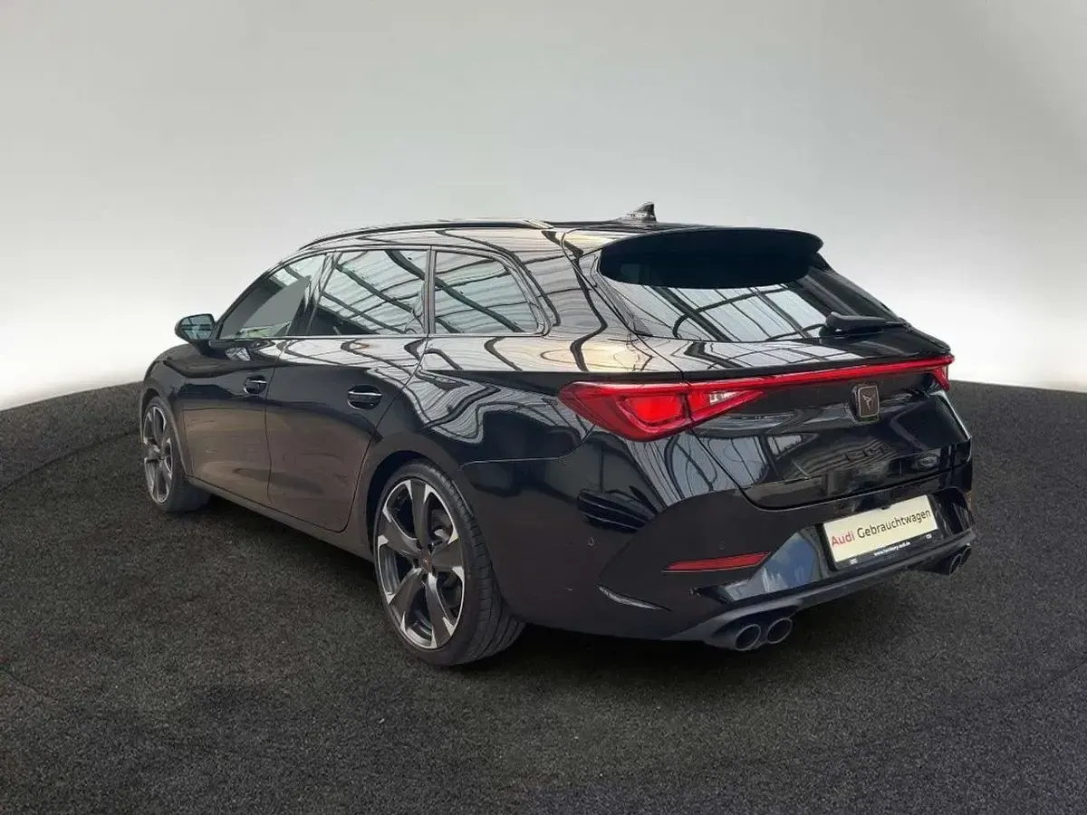 Gebraucht Cupra Leon VZ 310 PS (228 kW) 2023 Midnight schwarz metallic Kombi