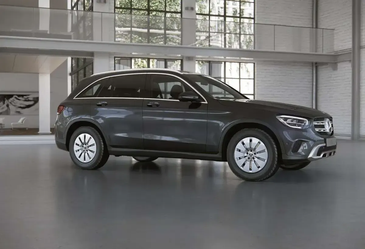 Gebraucht Mercedes GLC220 194 PS (142 kW) 2022 Metalliclack graphitgrau SUV