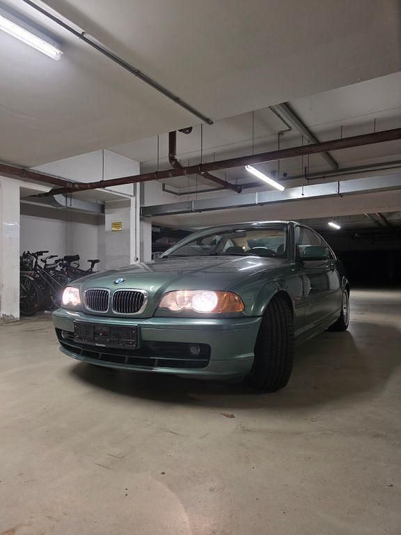 Grün Gebraucht 2000 BMW 323 Performance Coupé | 5.499 € (Guter Preis) - Bild 1/4