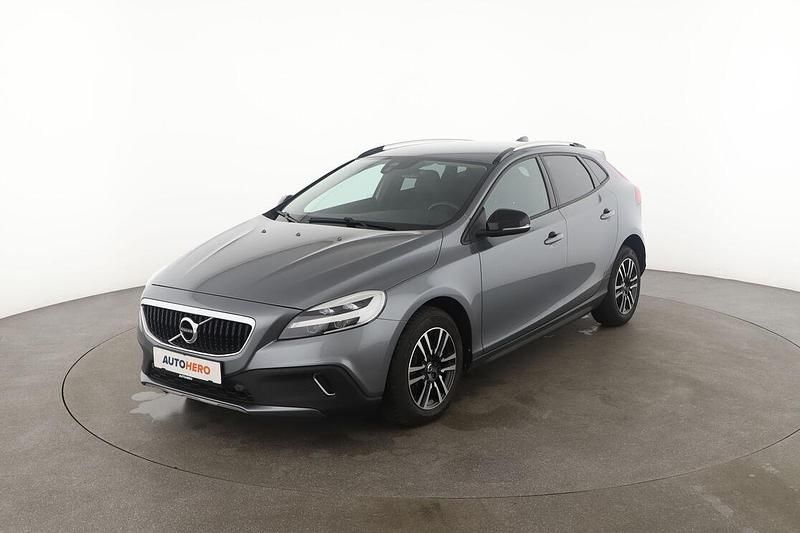 Grau Gebraucht 2017 Volvo V40 CC Plus Kombi | 15.930 € (Etwas zu teuer) - Bild 1/3
