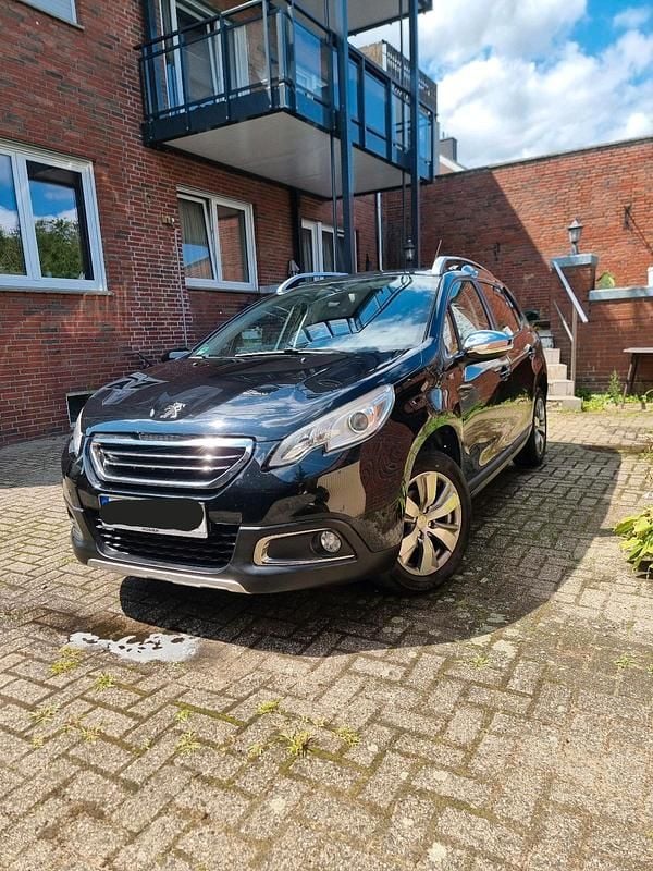 Schwarz Gebraucht 2015 Peugeot 2008 SUV | 6.800 € (Guter Preis) - Bild 1/4
