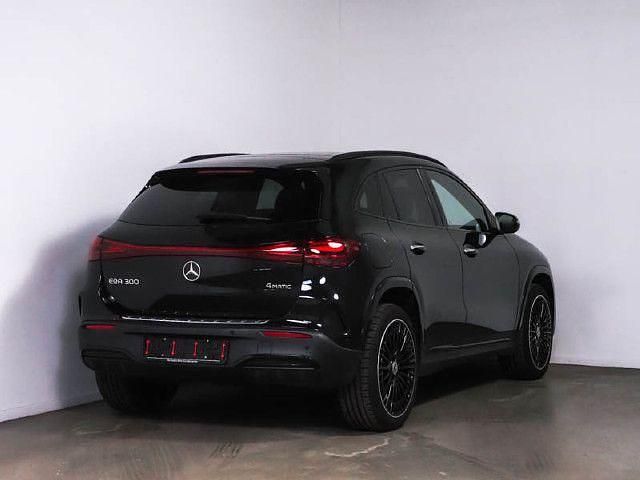 Gebraucht Mercedes EQA300 AMG 167 kW (228 PS) 2025 Schwarz SUV