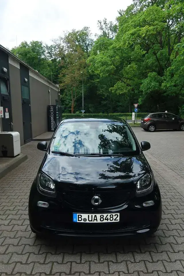 Occasion Smart ForFour Basis 71 PK (52 kW) 2017 Zwart Hatchback