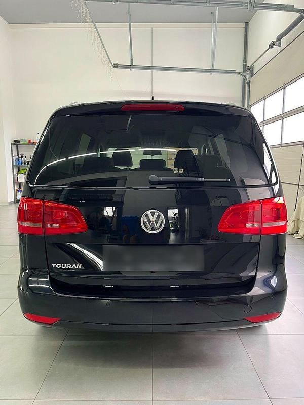 Gebraucht VW Touran Highline 140 PS (102 kW) 2010 Schwarz Van / Kleinbus