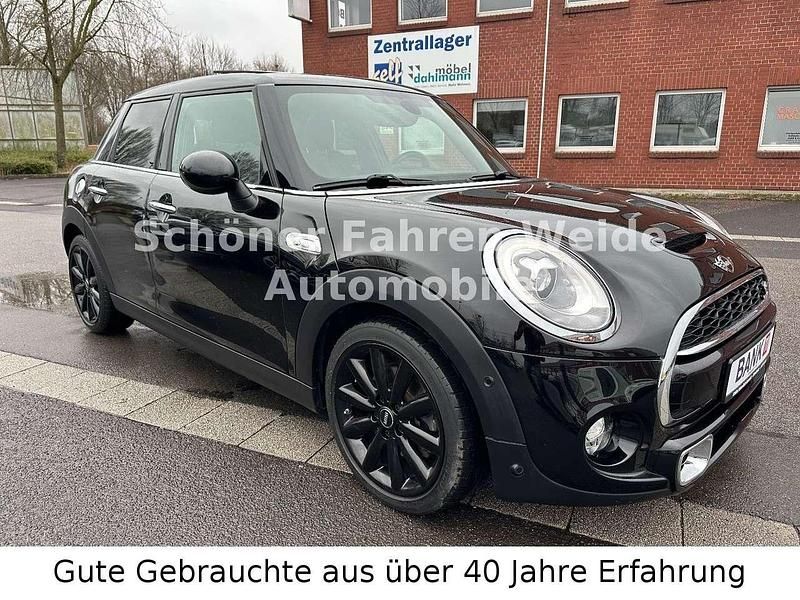 Gebraucht Mini Cooper S Chili 192 PS (141 kW) 2018 Midnight black Kleinwagen