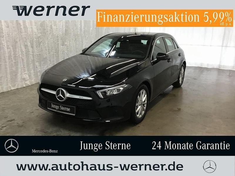 Unilack nachtschwarz Gebraucht 2020 Mercedes A200 Business Limousine | 19.891 € (Guter Preis) - Bild 1/4