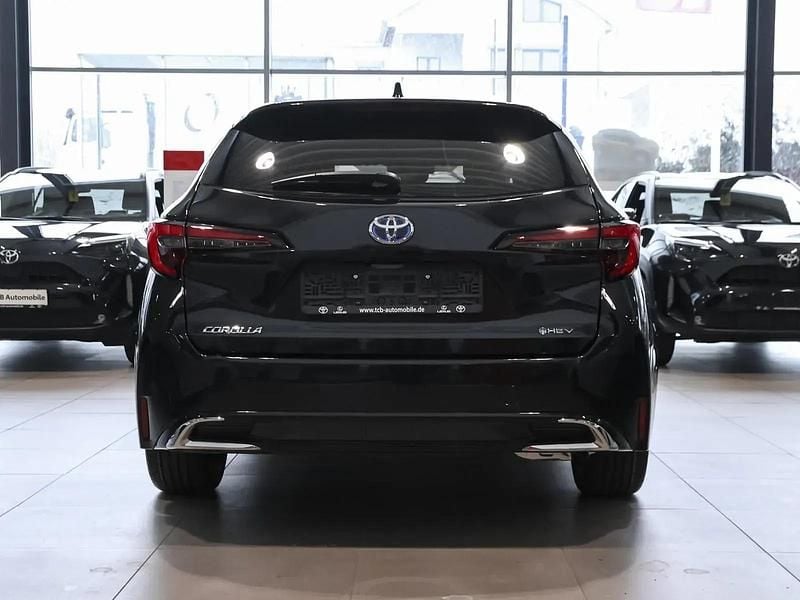 Neu Toyota Corolla 196 PS (144 kW) 2025 Schwarz Kombi