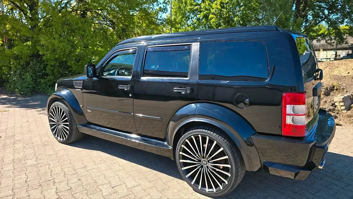 Second-hand Dodge Nitro 260 CP (191 kW) 2009 Negru SUV