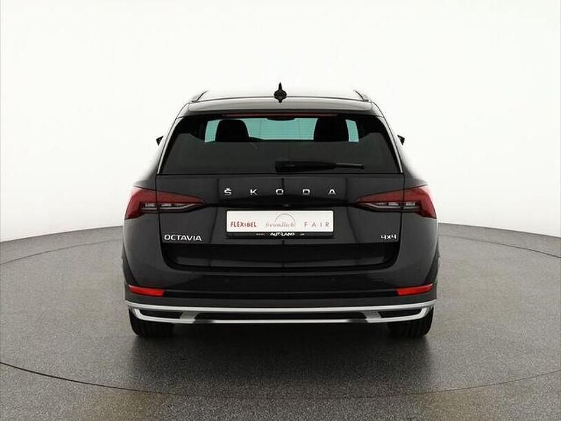 Gebraucht Skoda Octavia Scout 4x4 200 PS (147 kW) 2021 Schwarz Kombi