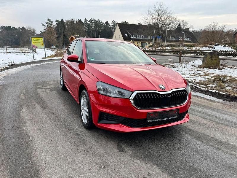 Gebraucht Skoda Fabia Active 65 PS (47 kW) 2023 Rot Kleinwagen