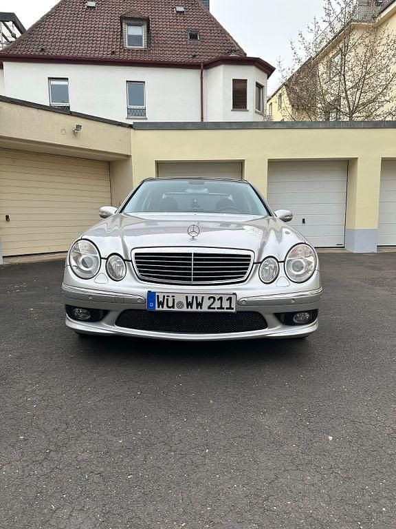 Gebraucht Mercedes E320 AMG 224 PS (164 kW) 2003 Silber Limousine