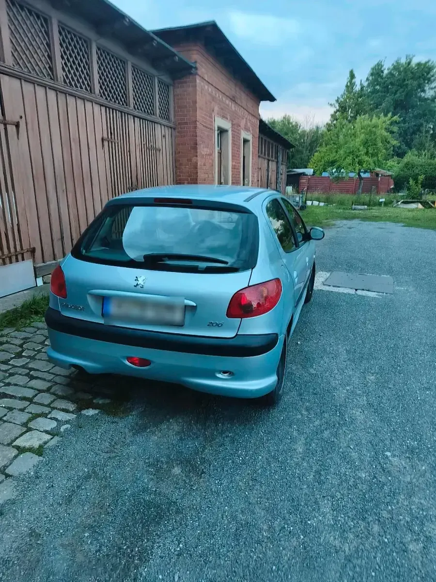 Gebraucht Peugeot 206 75 PS (55 kW) 2004 Blau Limousine