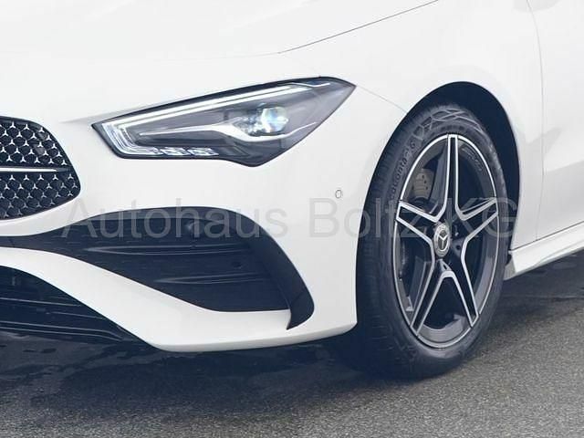 Gebraucht Mercedes CLA200 AMG 163 PS (119 kW) 2024 Weiß Coupé