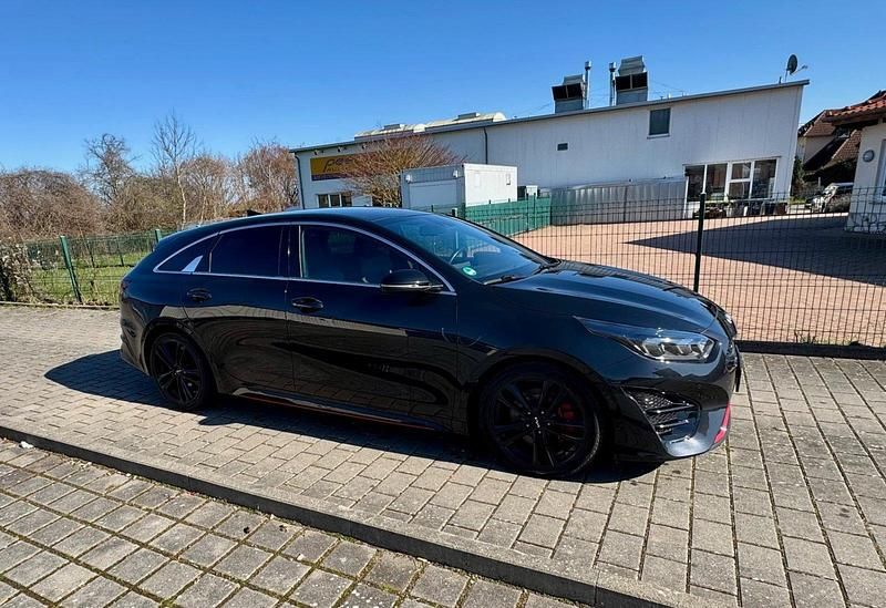 Gebraucht Kia ProCeed GT 205 PS (150 kW) 2022 Schwarz Kombi