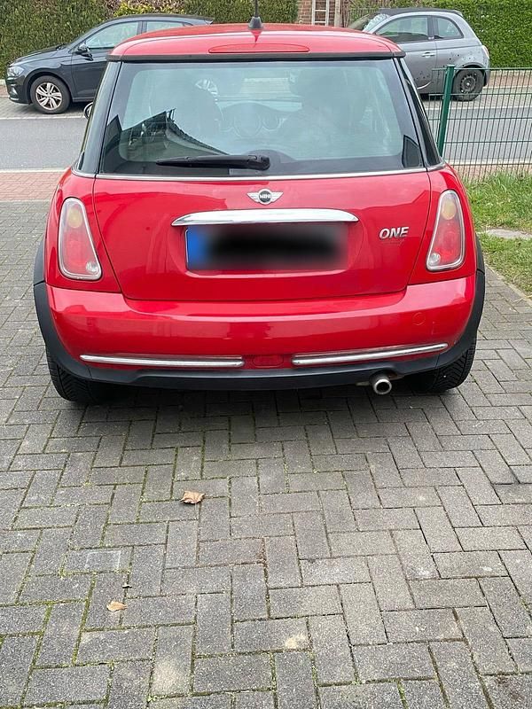 Gebraucht Mini ONE 90 PS (66 kW) 2005 Rot Kleinwagen
