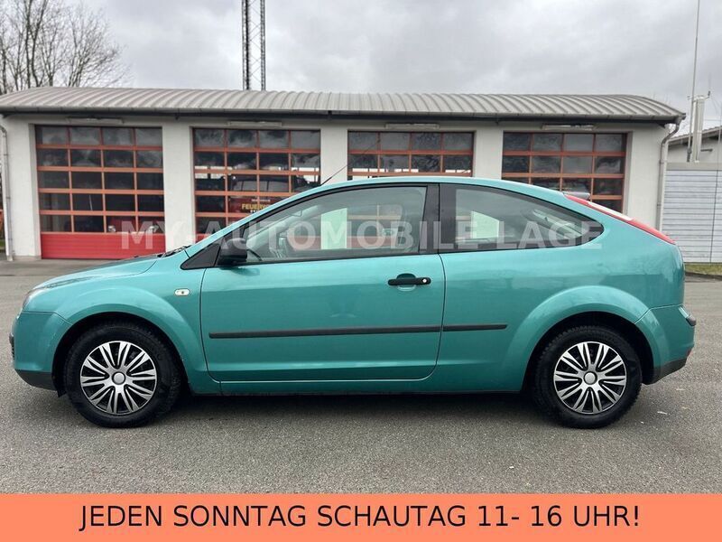Gebraucht Ford Focus Ambiente 80 PS (58 kW) 2007 Blau Limousine