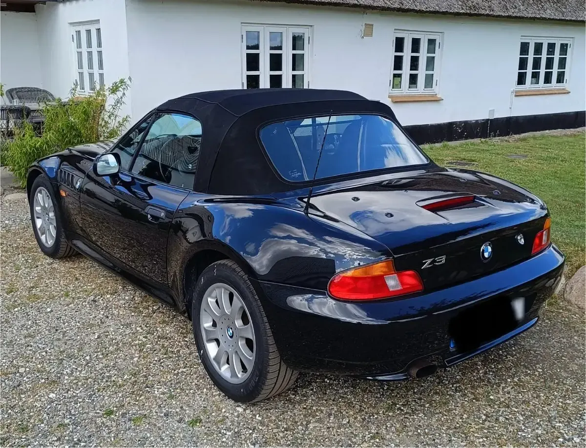 Gebraucht BMW Z3 Sport Line 118 PS (86 kW) 2000 Schwarz Cabrio