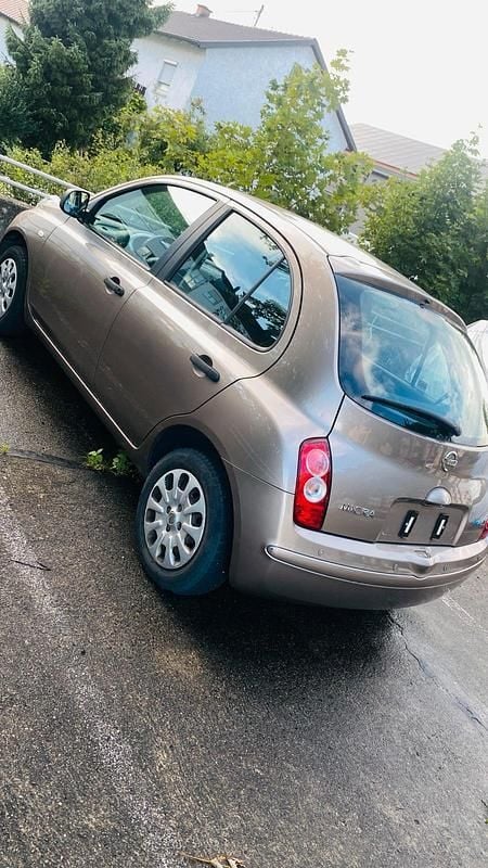 Braun Gebraucht 2009 Nissan Micra Kleinwagen | 1.499 € (Fairer Preis) - Bild 1/4