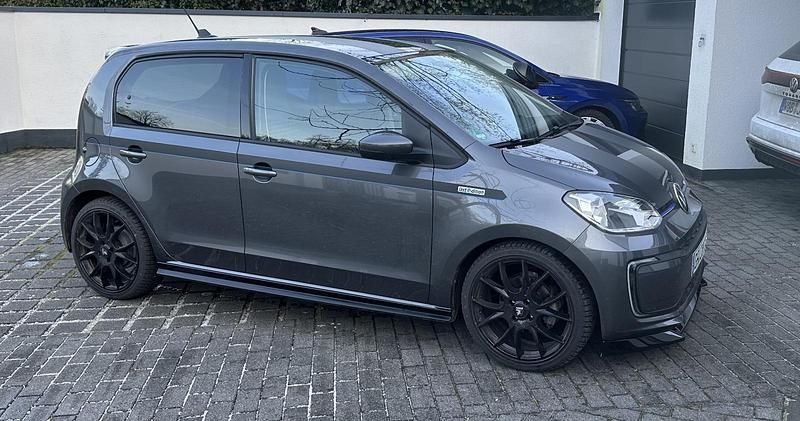 Gebraucht VW e-up! Edition 61 kW (83 PS) 2022 Grau Kleinwagen
