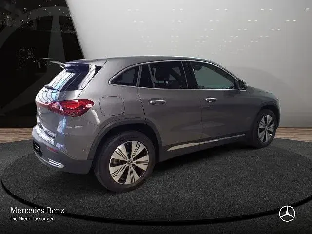 Gebraucht Mercedes EQA250 139 kW (190 PS) 2025 SUV