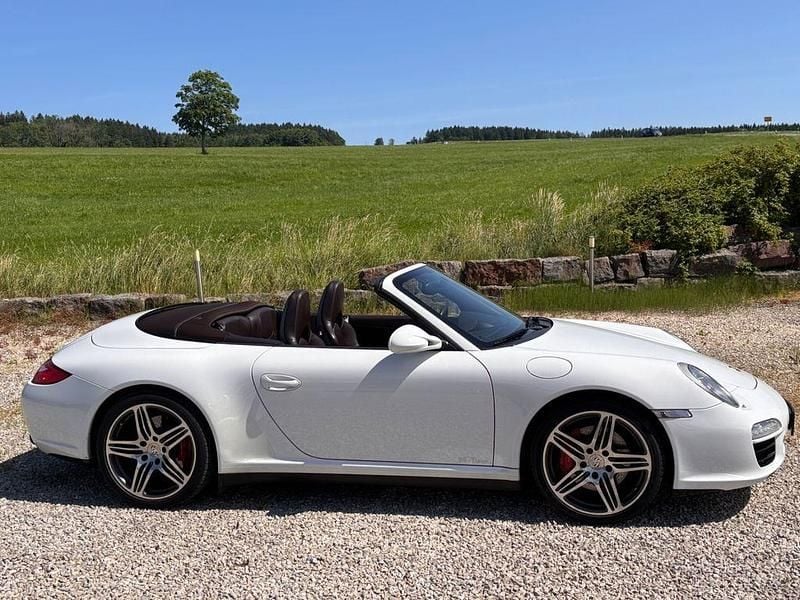 Gebraucht Porsche 911 Carrera 4S Cabriolet 385 PS (283 kW) 2010 Weiß Cabrio