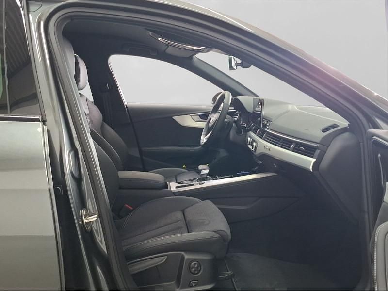 Gebraucht Audi A4 S-Line 204 PS (150 kW) 2025 Grau Kombi