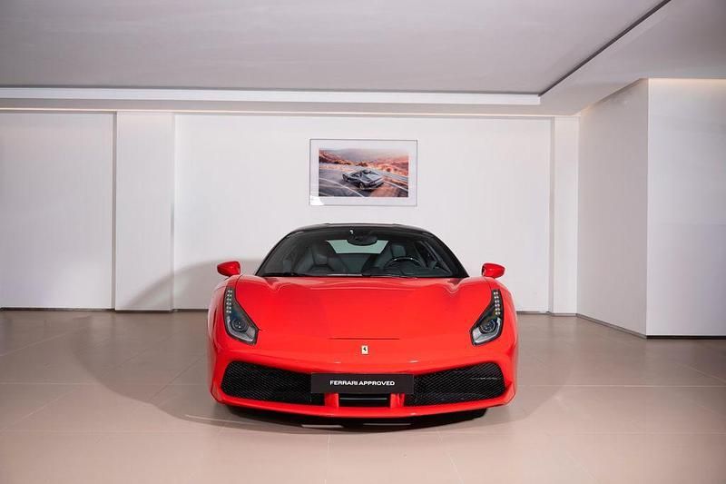 Gebraucht Ferrari 488 829 PS (609 kW) 2016 Schwarz