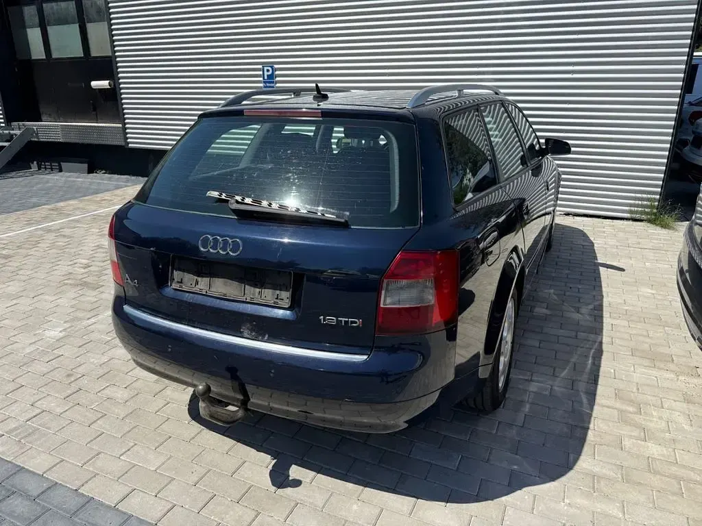 Gebraucht Audi A4 131 PS (96 kW) 2004 Blau Kombi