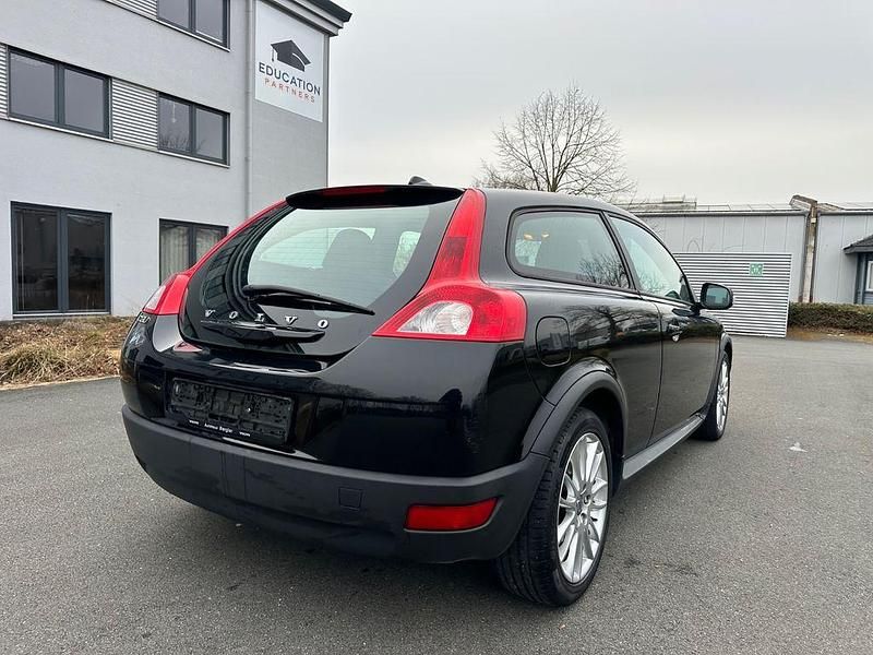 Gebraucht Volvo C30 Kinetic 101 PS (74 kW) 2009 Schwarz Kleinwagen