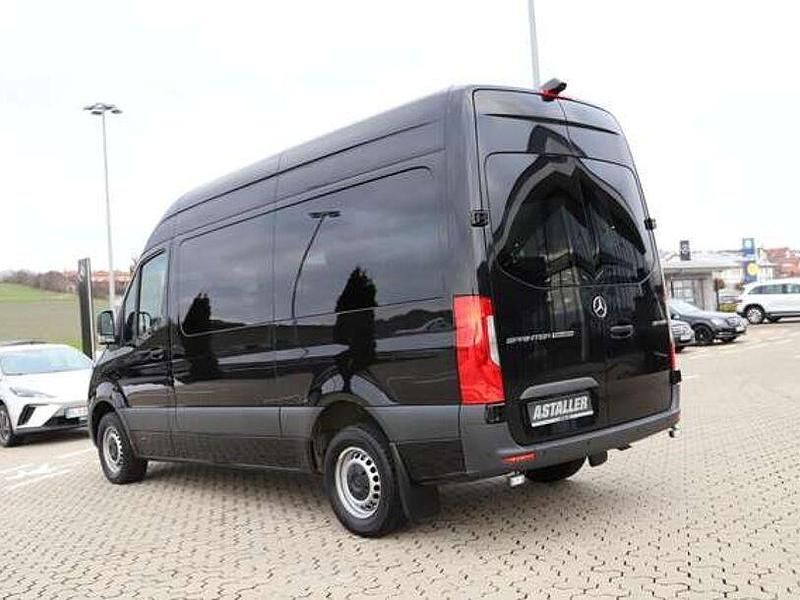 Gebraucht Mercedes Sprinter 170 PS (125 kW) 2023 Obsidianschwarz metallic Van