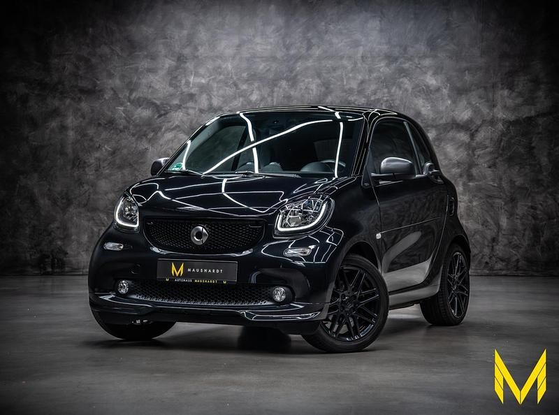 Tiefschwarz Gebraucht 2017 Smart ForTwo Coupé Brabus Coupé | 23.333 € (Teuer) - Bild 1/4