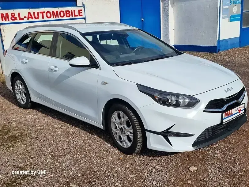 Usado Kia Ceed 101 CV (74 kW) 2022 Blanco Utilitario