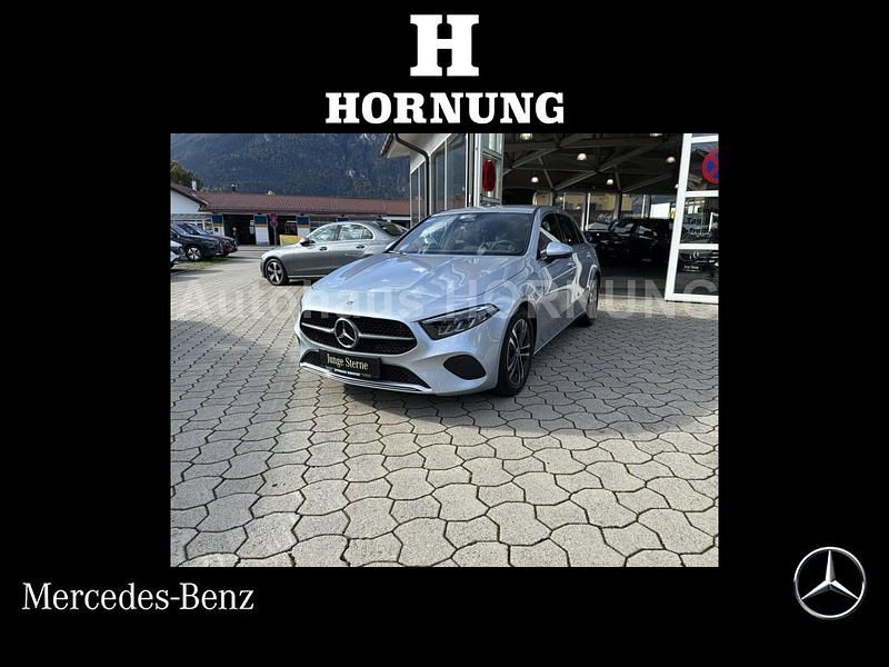 Metalliclack hightechsilber Gebraucht 2024 Mercedes A180 Progressive Limousine | 29.400 € (Fairer Preis) - Bild 1/4