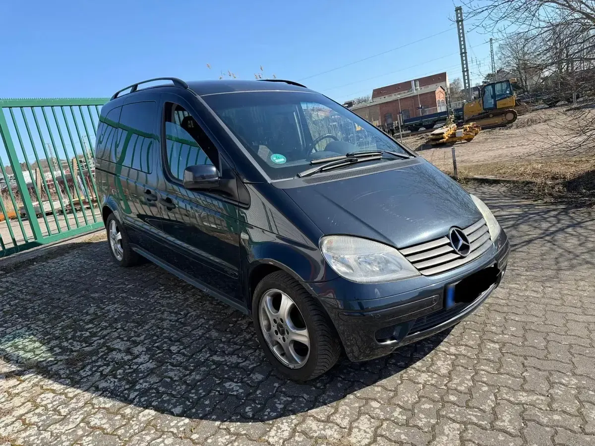 Gebraucht Mercedes Vaneo 125 PS (91 kW) 2003 Schwarz Van / Kleinbus