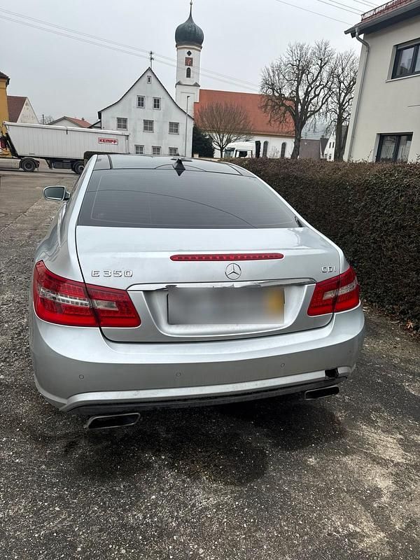 Gebraucht Mercedes E350 231 PS (169 kW) 2010 Coupé