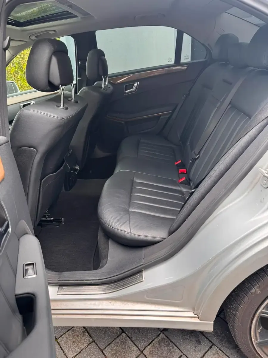 Gebraucht Mercedes E350 292 PS (214 kW) 2009 Grau Limousine