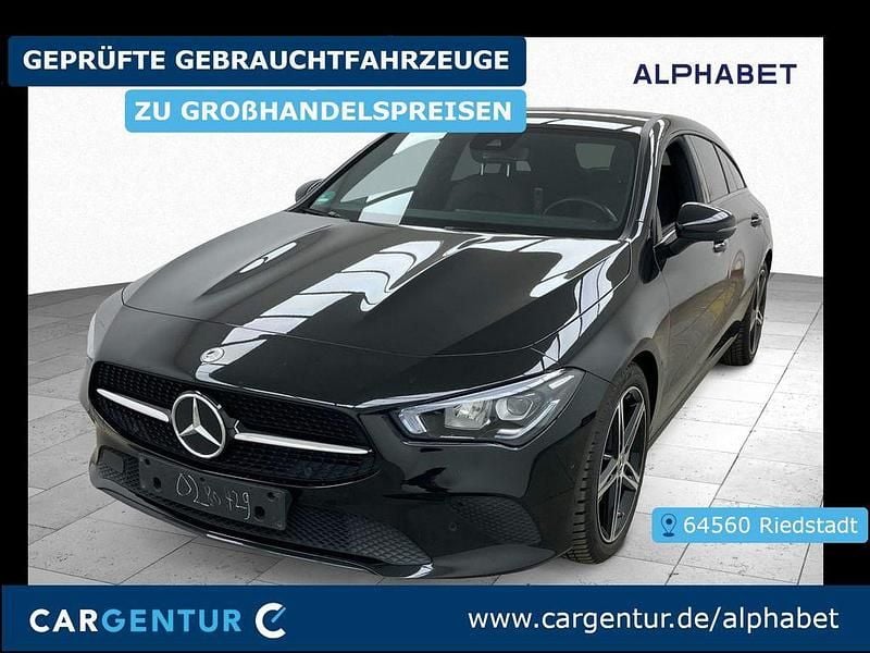 Nachtschwarz Gebraucht 2023 Mercedes CLA250 Shooting Brake Progressive Kombi | 24.290 € - Bild 1/2