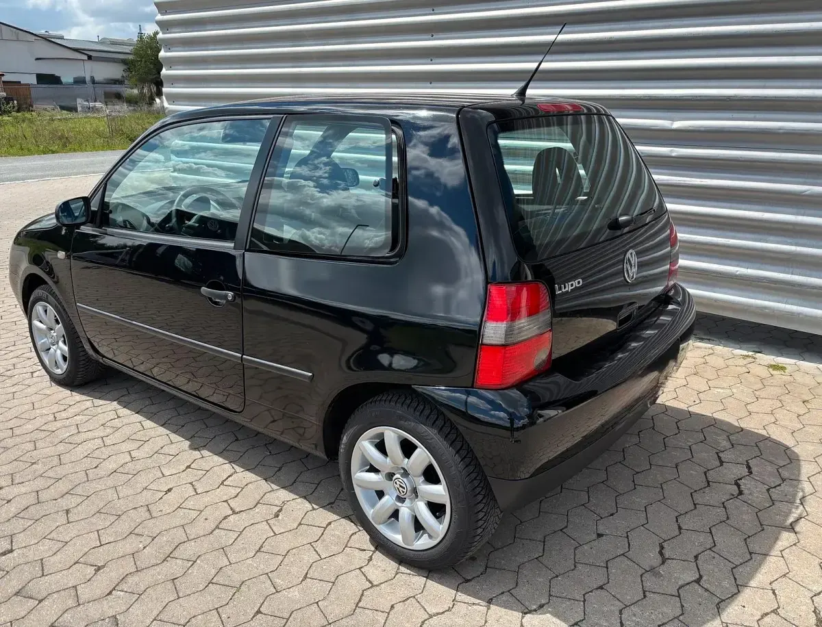 Gebraucht VW Lupo 60 PS (44 kW) 2003 Schwarz Kleinwagen