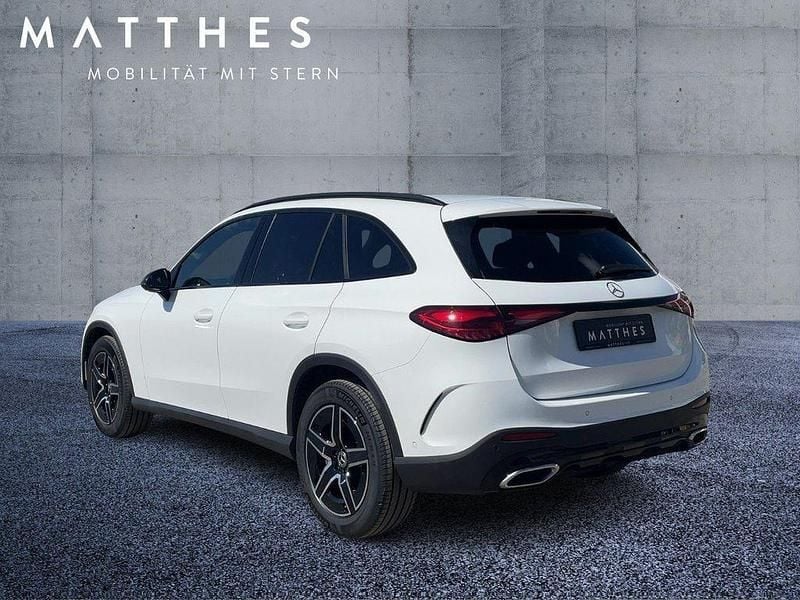 Gebraucht Mercedes GLC220 AMG 197 PS (144 kW) 2025 Weiß SUV