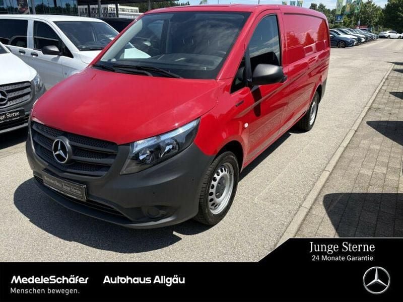 Gebraucht Mercedes Vito 85 kW (116 PS) 2021 Jupiterrot Van