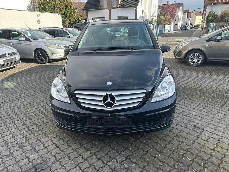 Gebraucht Mercedes B170 116 PS (85 kW) 2007 Kosmosschwarz  metalliclack Van / Kleinbus