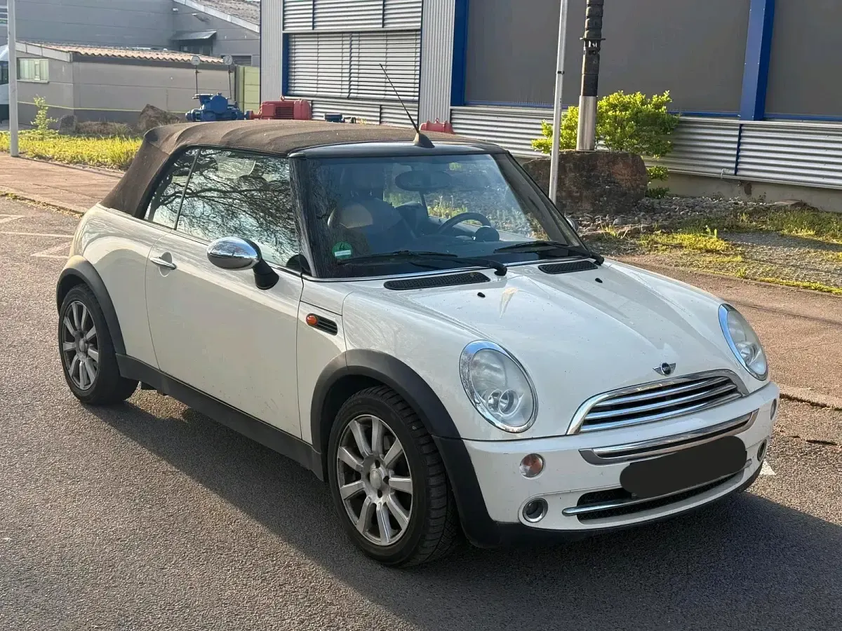 Second-hand Mini Cooper Cabriolet 100 CP (73 kW) 2007 Bej Cabrio