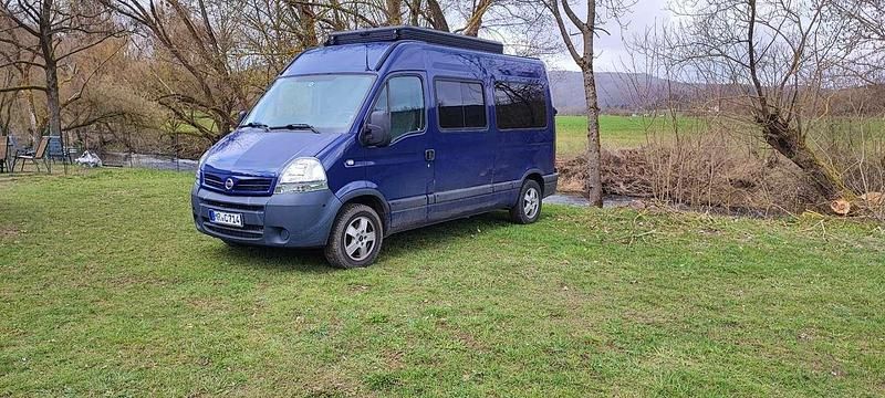 Gebraucht Nissan Interstar 114 PS (83 kW) 2005 Blau Van