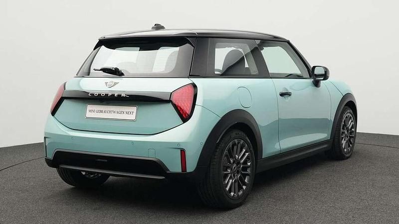 Gebraucht Mini Cooper Classic 156 PS (114 kW) 2024 Grün Kleinwagen