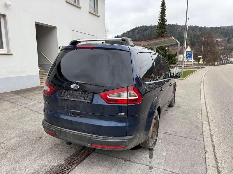 Gebraucht Ford Galaxy 140 PS (102 kW) 2008 Blau Van / Kleinbus