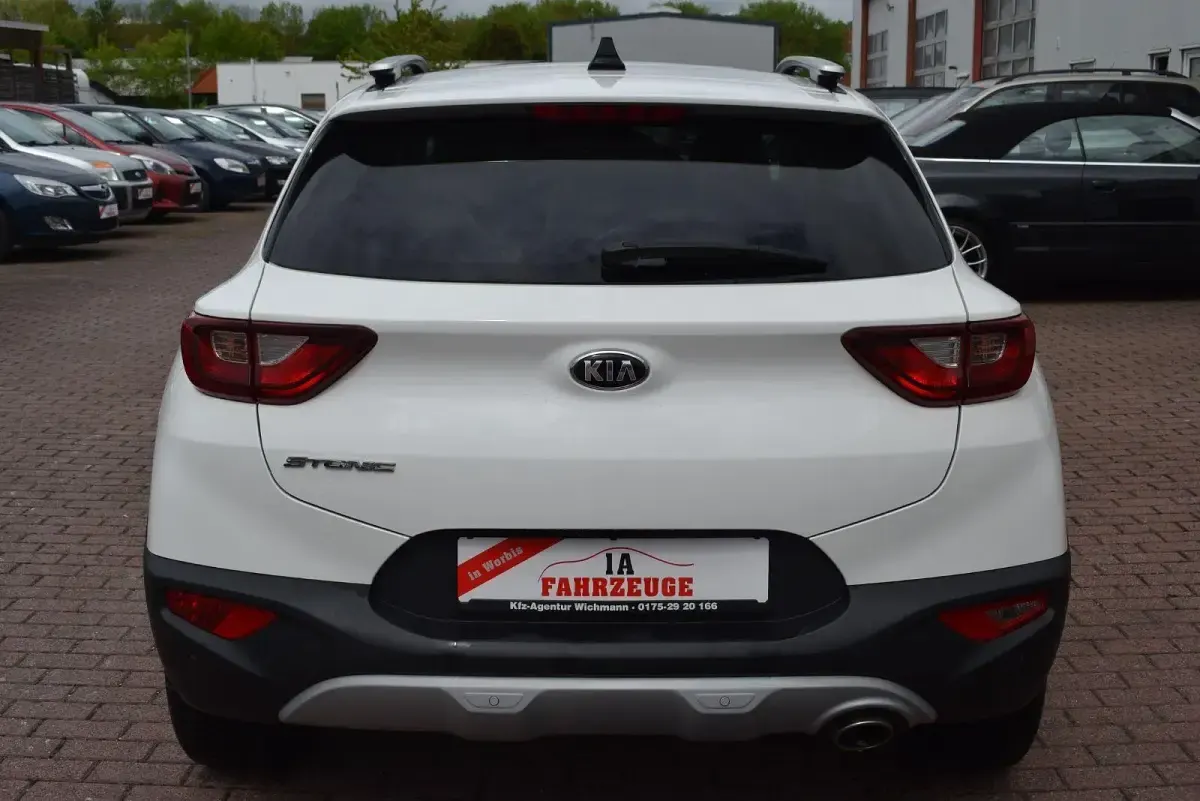 Gebraucht Kia Stonic Vision 99 PS (72 kW) 2019 Weiß SUV