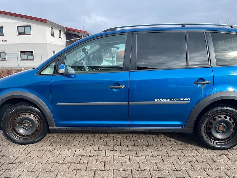 Gebraucht VW Touran Cross 170 PS (125 kW) 2008 Blau Van / Kleinbus