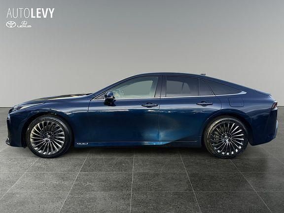 Gebraucht Toyota Mirai Advance 182 PS (133 kW) 2021 Regentblau mica Limousine