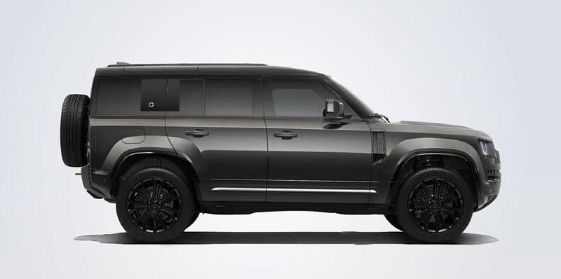 Neu Land Rover Defender 635 PS (467 kW) 2026 Grau SUV