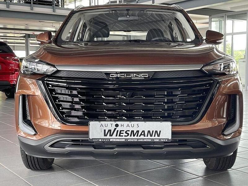 Gebraucht Baic X35 136 PS (100 kW) 2025 Braun SUV